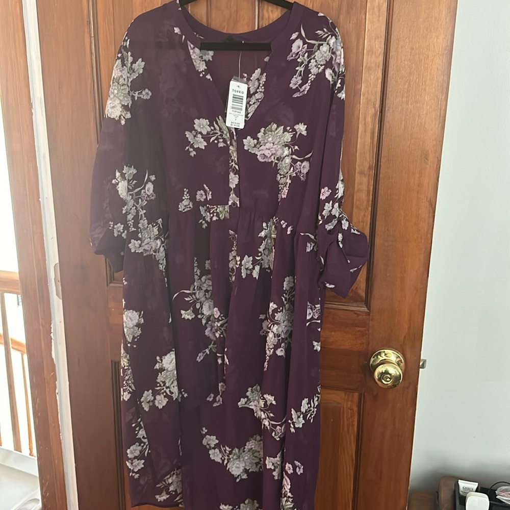 Button up chfn Torrid top. High low